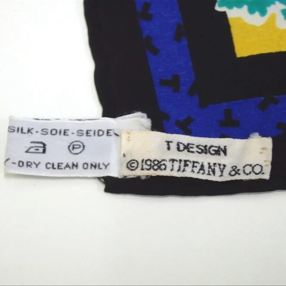 AUTH TIFFANY&Co. Floral Silk Scarf - Picture 4 of 5